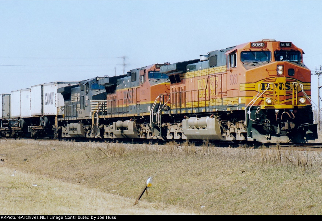 BNSF 5060 East